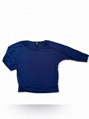 Ann Taylor navy blue long sleeve top with 3/4 sleeves Size M